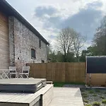 Sept Fontaines * Jacuzzi & Sauna Hannut